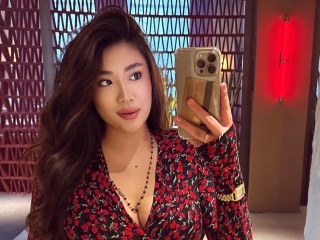 Главная фотография любовницы Madina