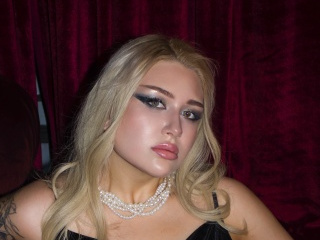 Главная фотография любовницы Катя