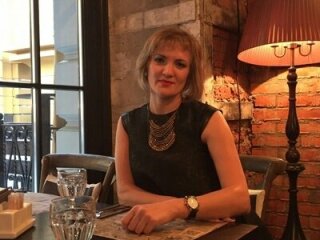 Главная фотография любовницы Валентина