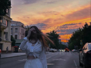Главная фотография любовницы Каролина