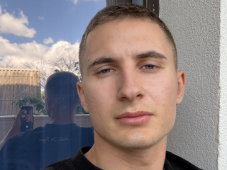 Главная фотография богатого любовника Максим