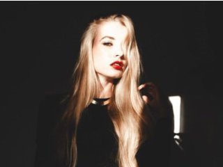 Главная фотография любовницы Polina