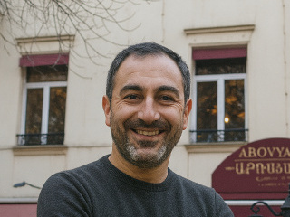 Главная фотография любовницы Эдгар