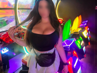 Главная фотография любовницы Каролина