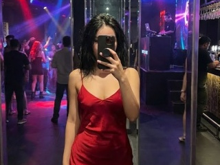 Главная фотография любовницы Луна